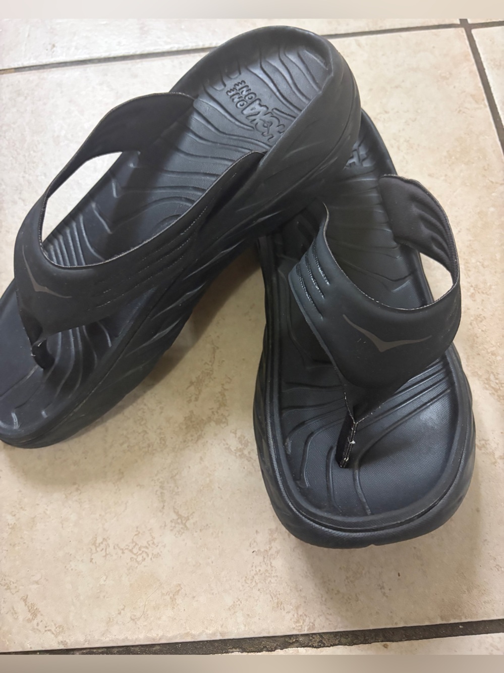 Hoka One One Black Women's Thong Sandals with Cushioned Footbed